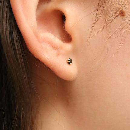 Black onyx 3mm studs-3