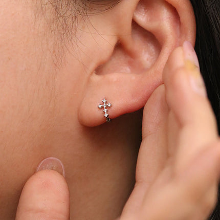 Cubic cross huggie earring-3