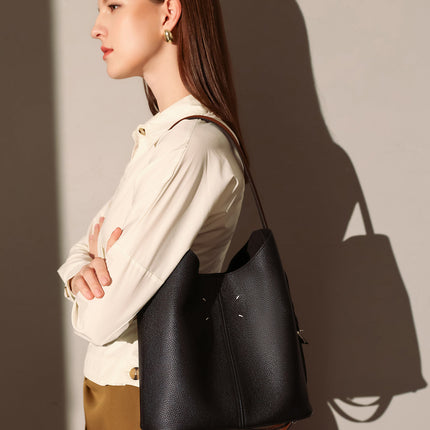 Minimalistic Spring Hobo Bucket Bag-1